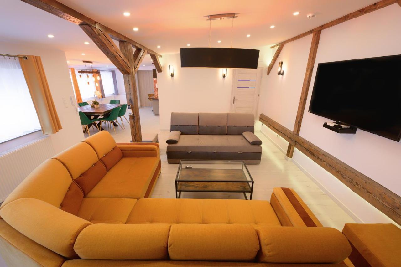 Aparthotel Zabrze, Apartamenty W Centrum Z Prywatnym Parkingiem Dış mekan fotoğraf